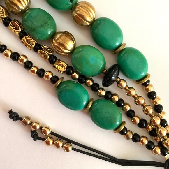 Handmade green turquoise magnesite and onyx multi strand stack bracelet - Picture 4 of 7